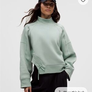 Lululemon Plush Fleece Curved Hem Pullover